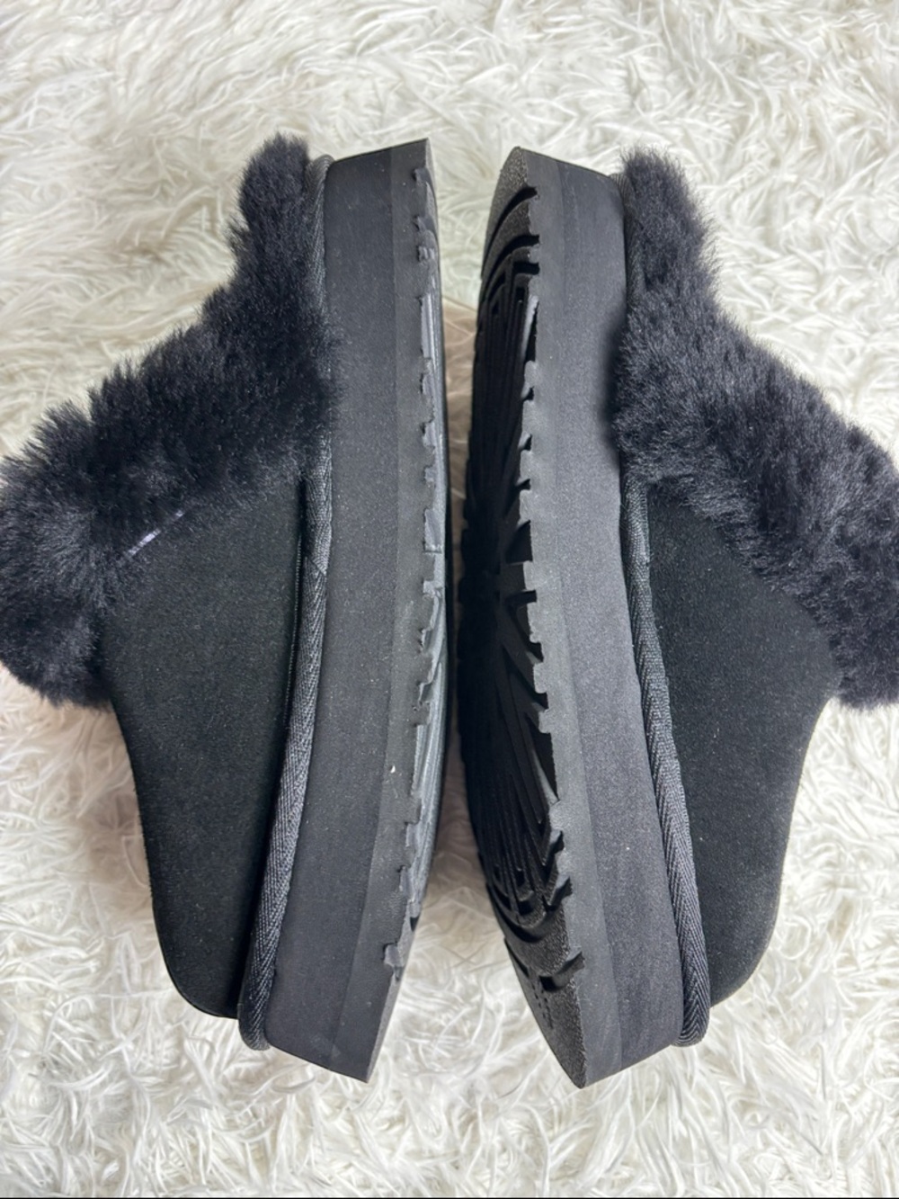 UGG DISQUETTE PLATFORM SLIPPER WOMENS SUEDE/WOOL SLIDE SANDAL BLACK - Picture 3 of 9